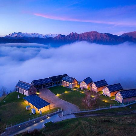 Nebesa Chalets Kobarid Exteriör bild