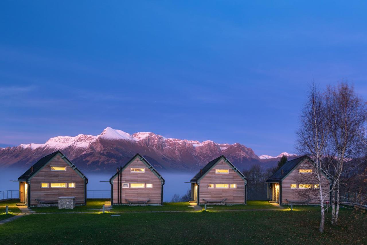 Nebesa Chalets Kobarid Exteriör bild